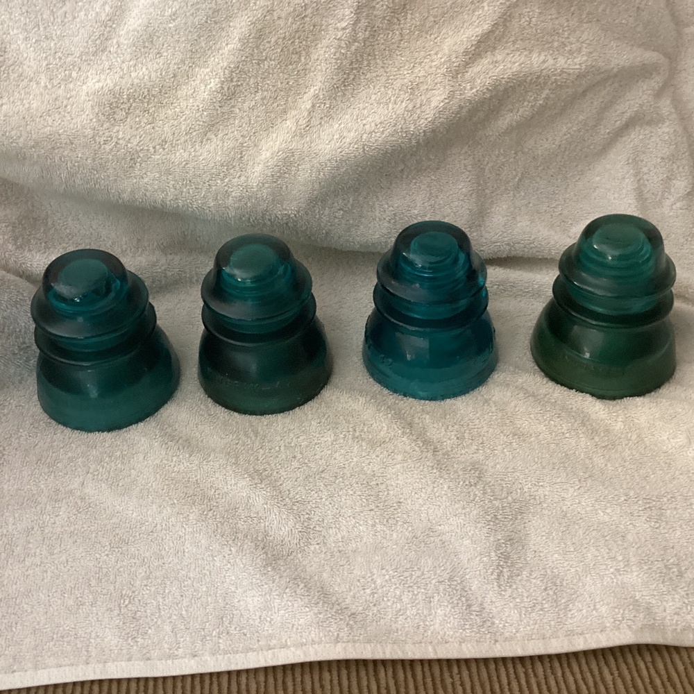 Glass Insulator Hemingway 42 Approx 4" Electric Electrical H5- price is for each